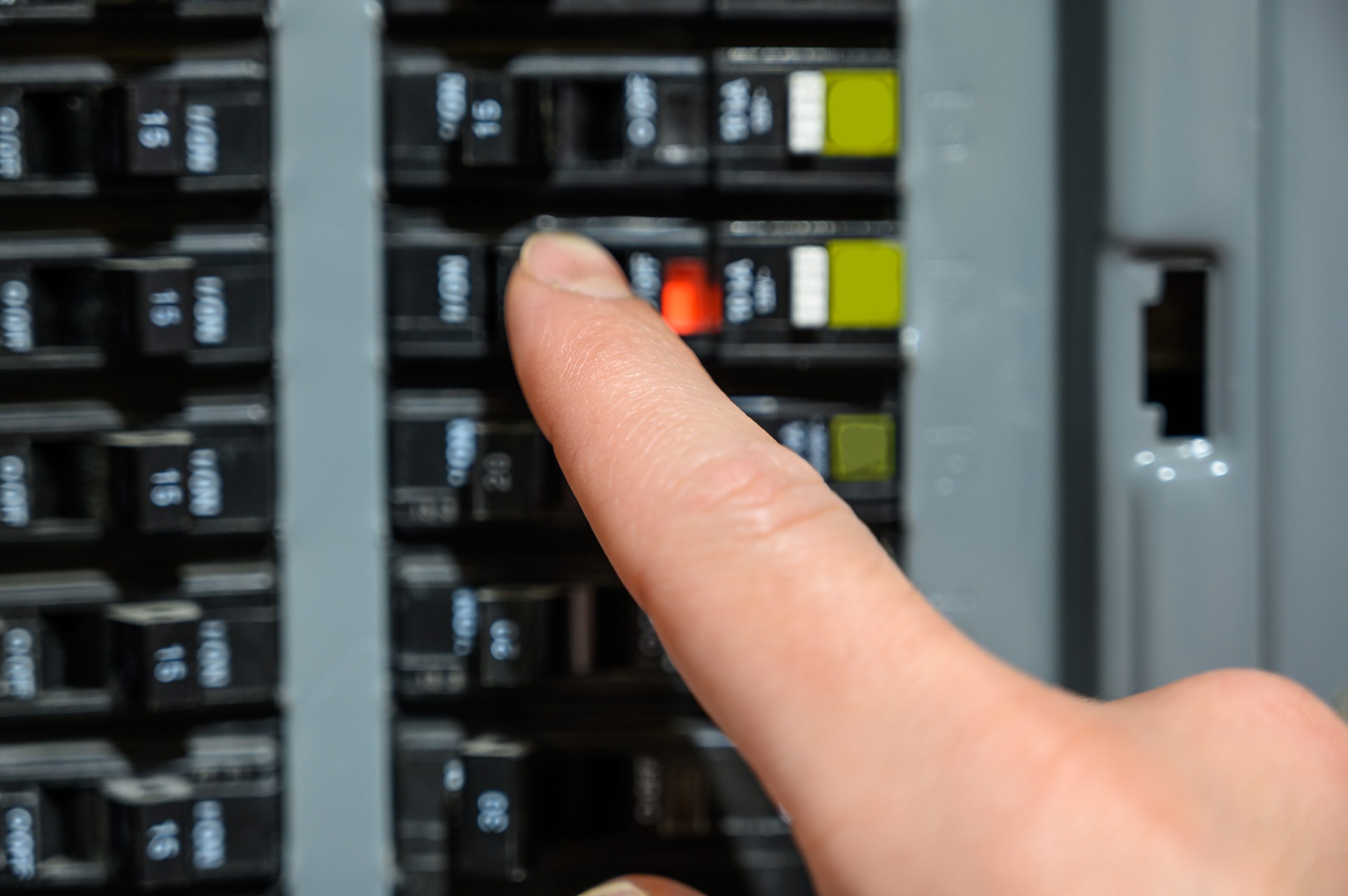 Should You Upgrade Your Electrical Panel for the New Year?