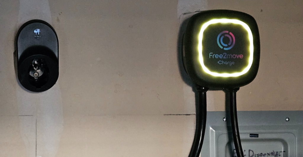 Free2Move Electric Vehicle EV Wall Charger