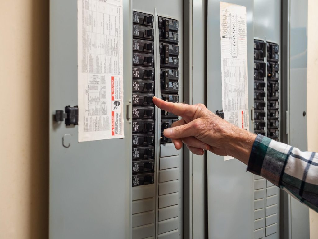 Finger pressing breaker panel